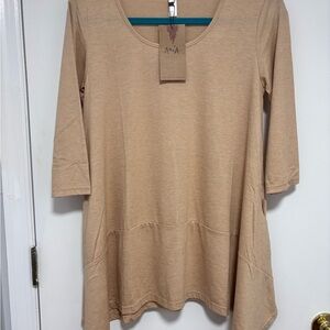 Aria Women's Tan Tunic Top